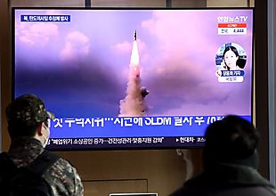 Corea del Norte confirma que lanzó dos misiles guiados desde un tren