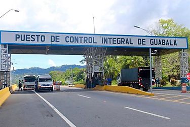 Decomisan armas municiones y dinero en efectivo en Guabalá