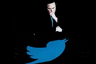 Cuentas verificadas de Twitter fueron suspendidas por hacerse pasar por Musk