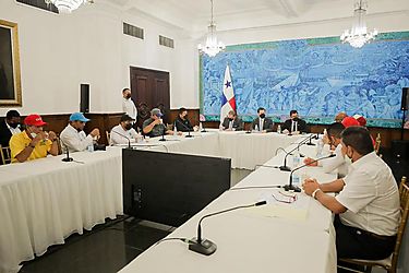 Comisión presidencial Conusi y Frenadeso se reunieron acordaron un segundo encuentro para el 26