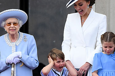 El pequeño príncipe Luis de 4 años roba toda la atención en el Jubileo de Platino de la reina Isabel II