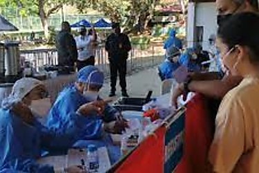 Se extiende jornada de vacunación en el Parque Omar