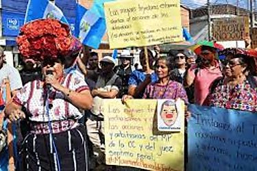Máxima corte de Guatemala autoriza Semilla a disputar la segunda vuelta