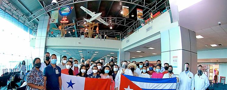 Estudiantes becados seguirán estudios de medicina en Cuba