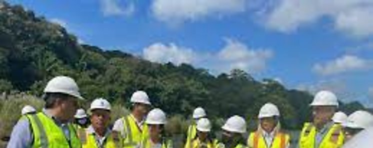Dirigentes comunitarios autoridades locales y del IDAAN realizan visita de avances a la construcción de la potabilizadora de Arraiján